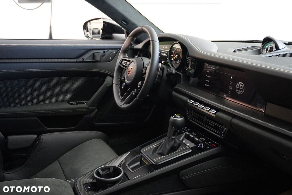 Porsche 911 GT3 RS - 23