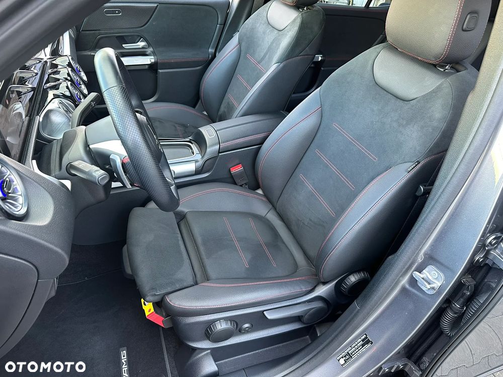 Mercedes-Benz GLB 200 mHEV AMG Line 7G-DCT - 20