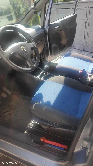 Opel Zafira 1.8 - 5