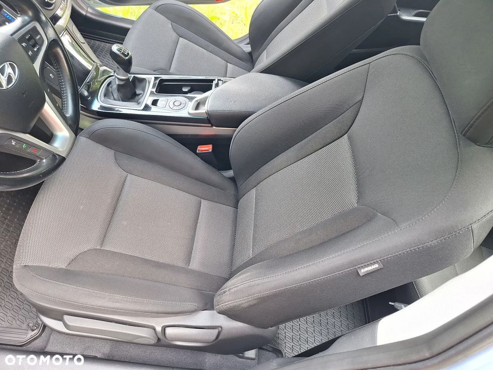 Hyundai i40 1.6 Comfort - 16