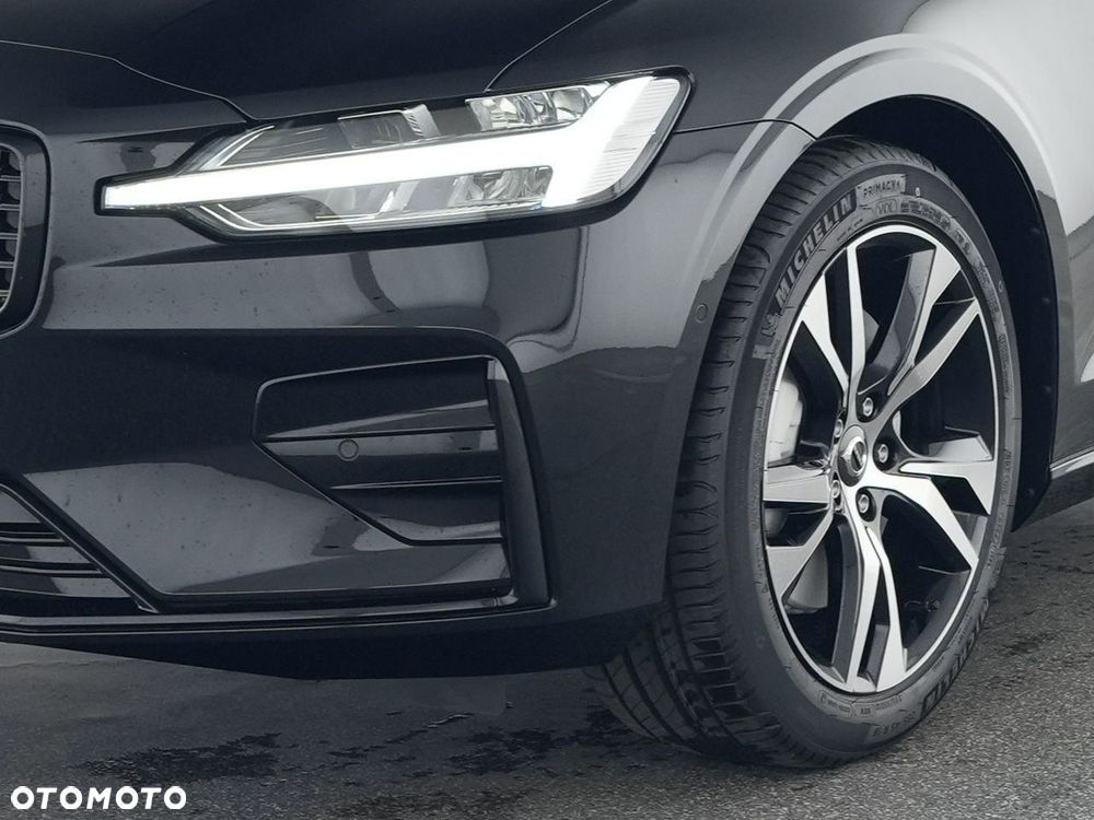 Volvo V60 B4 B Plus Dark - 10