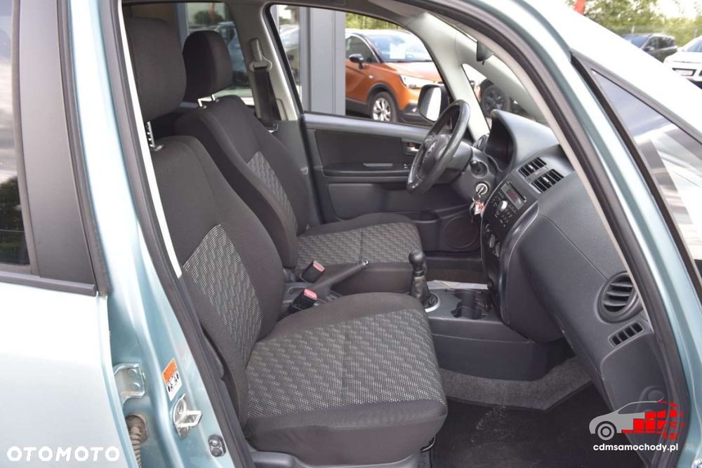Suzuki SX4 - 16