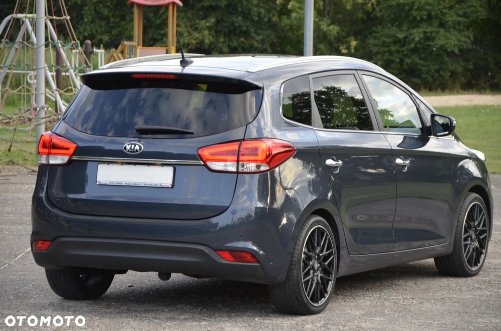 Kia Carens 2.0 GDI Edition 7 - 11