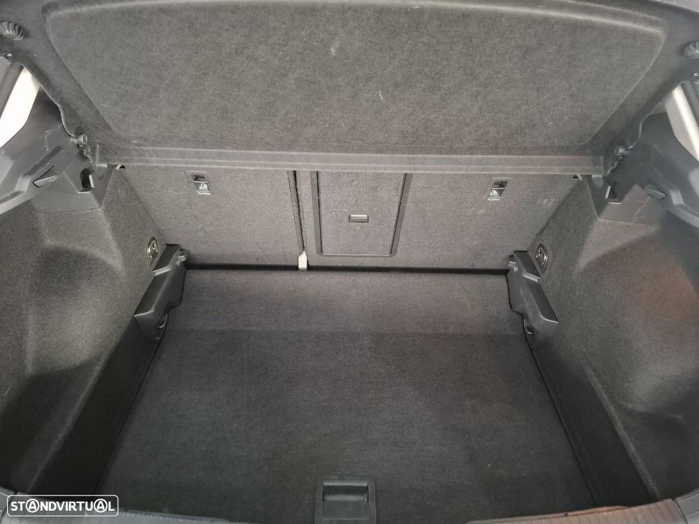 VW T-Roc 1.0 TSI Urban - 15