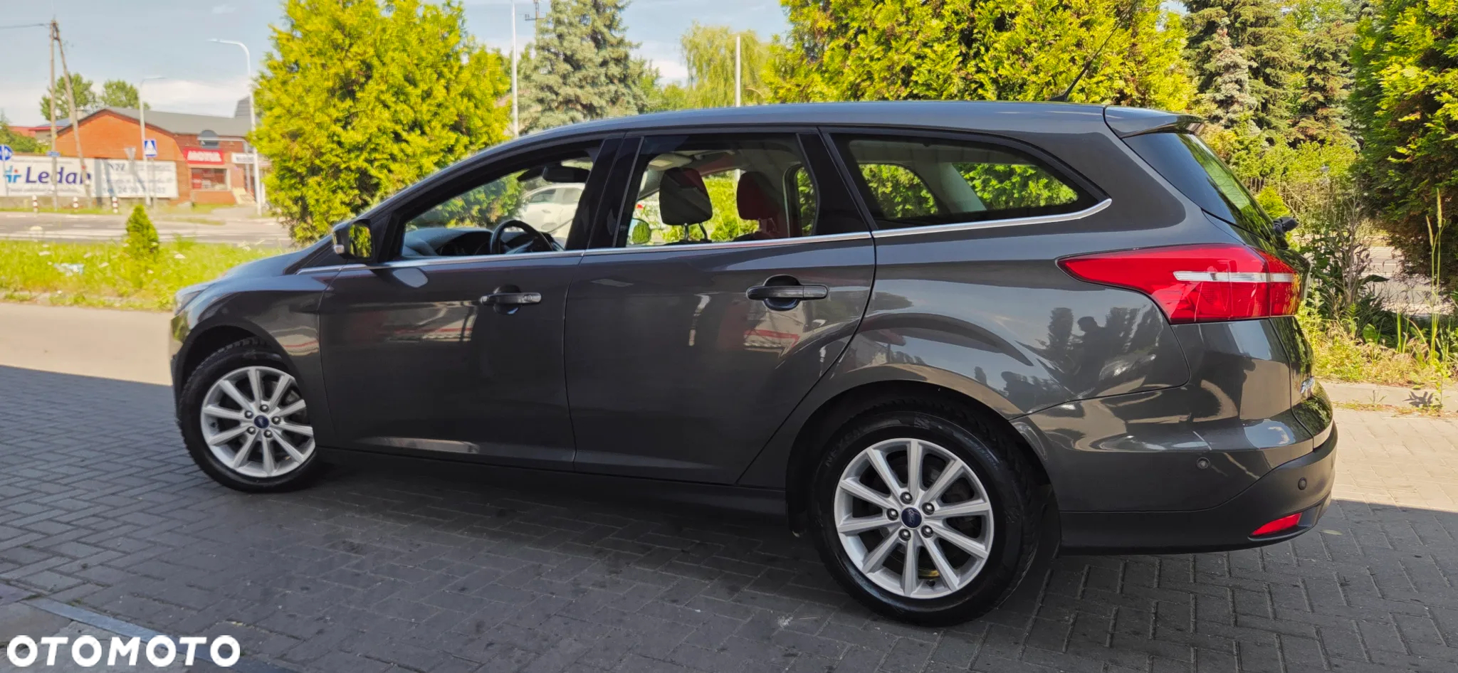 Ford Focus Turnier 1.6 EcoBoost Start-Stopp-System Titanium - 6