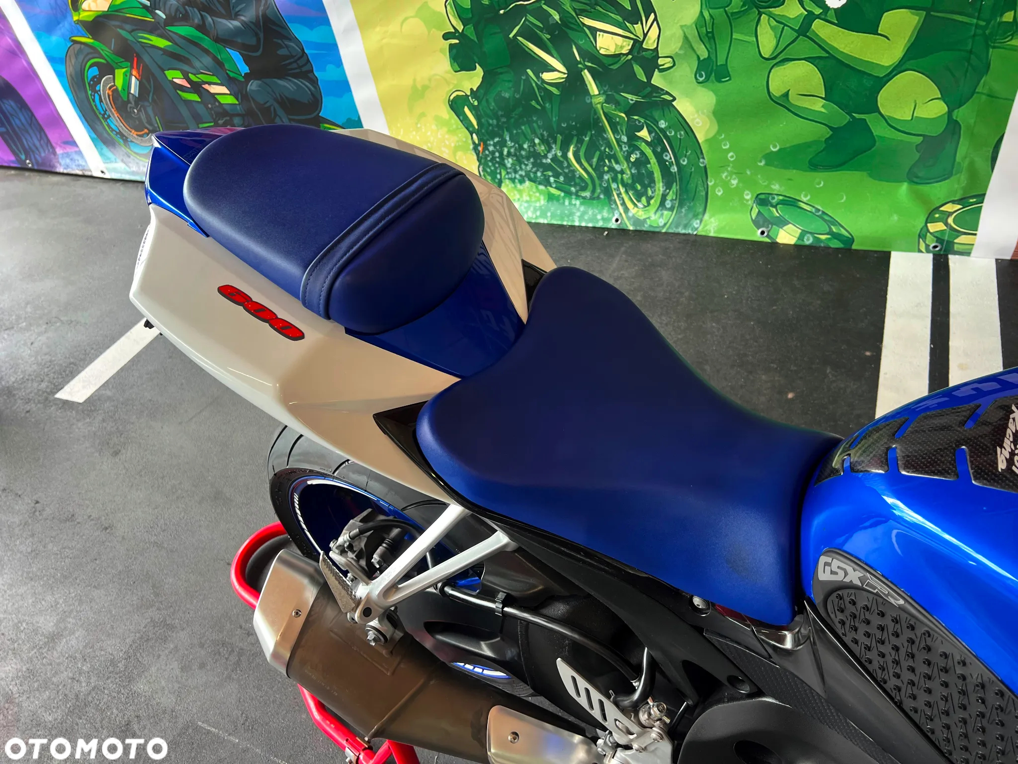 Suzuki GSX-R - 11