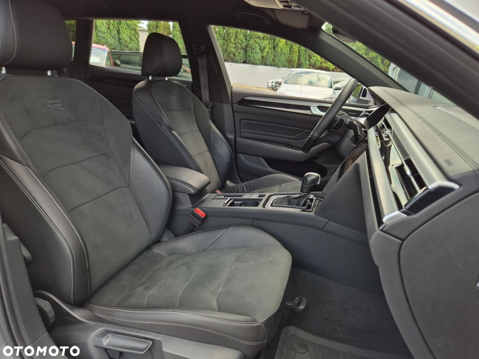 Volkswagen Arteon 2.0 TDI 4Motion R-Line DSG - 12