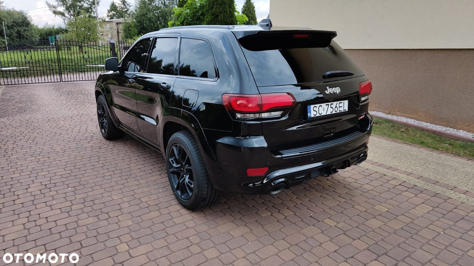 Jeep Grand Cherokee - 2