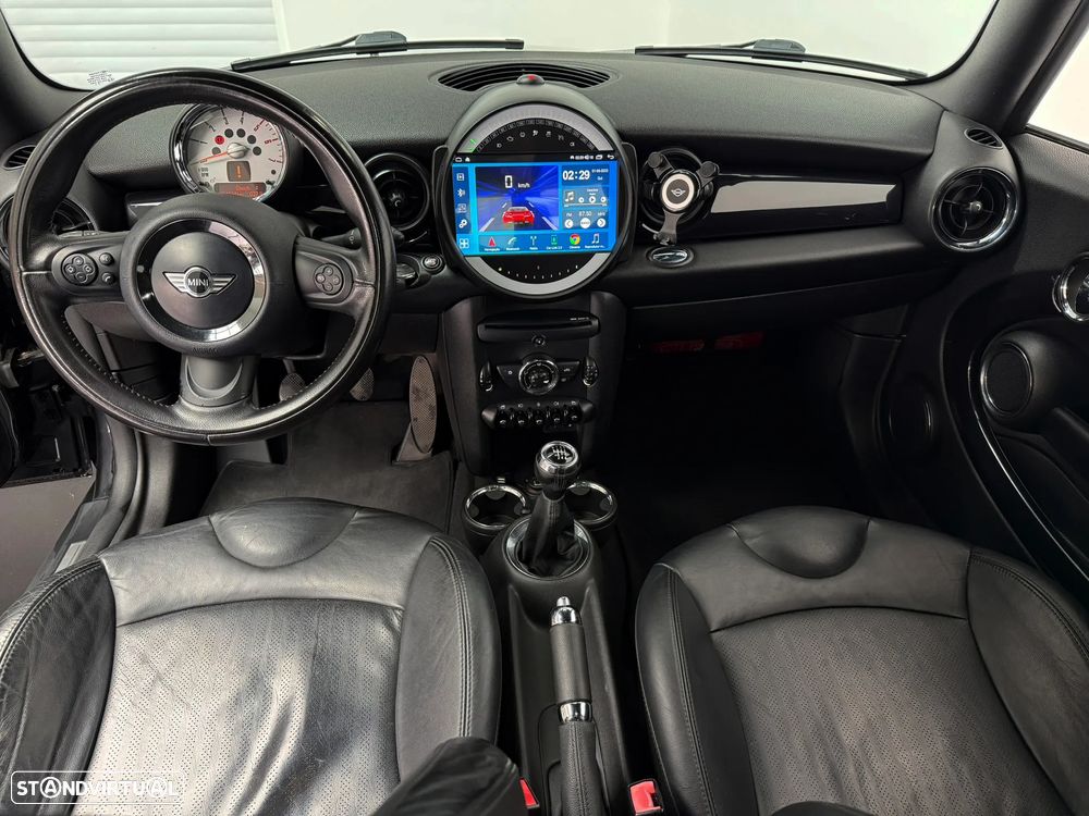 MINI 3 Portas Cooper D - 12