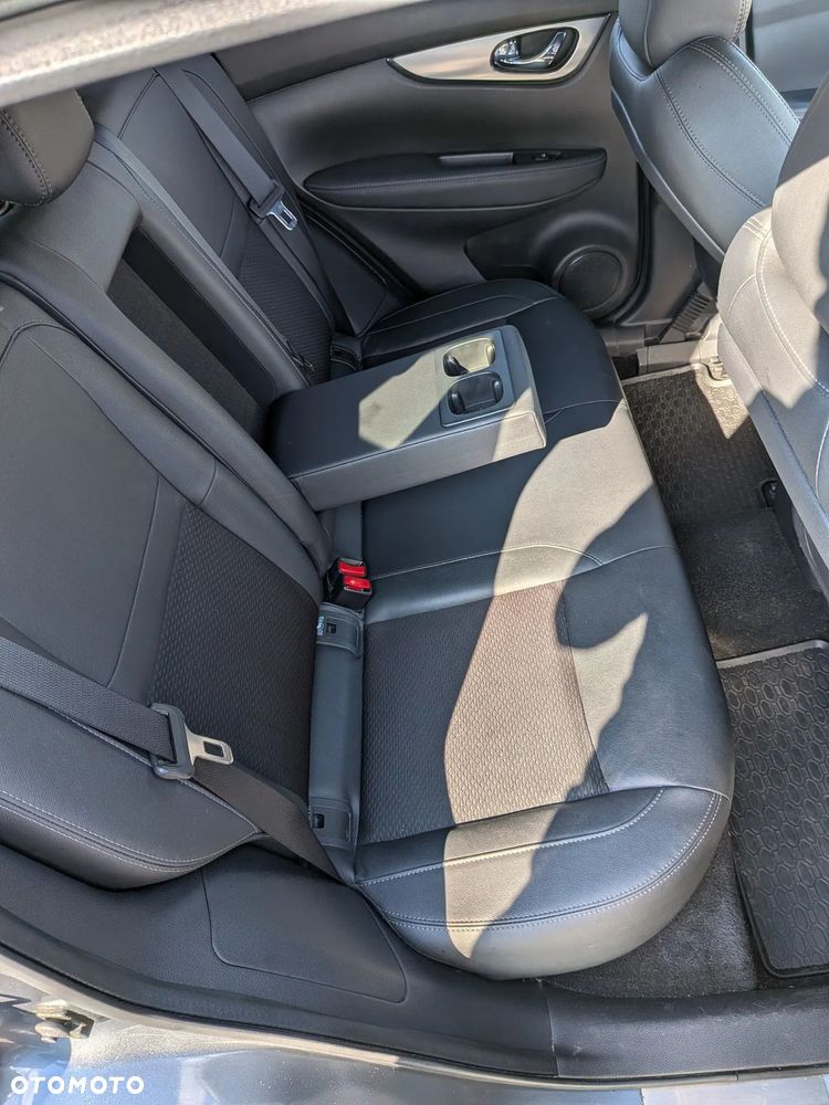 Nissan Qashqai 1.3 DIG-T Tekna - 15