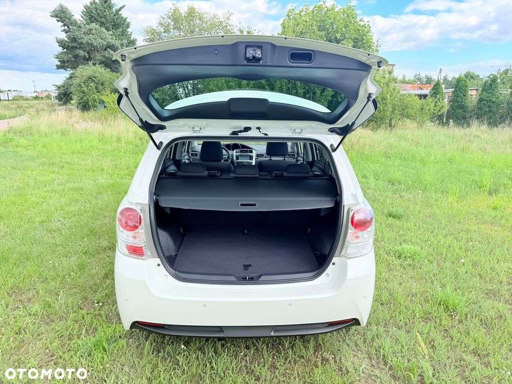 Toyota Verso 1.8 5-Sitzer Skyview Edition - 12