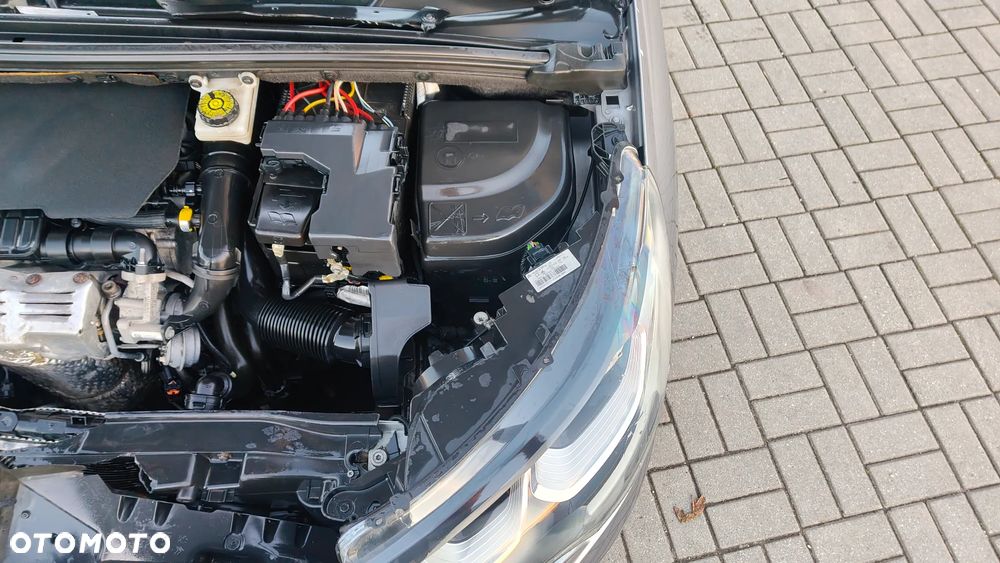 Citroën C4 1.2 PureTech MoreLife - 12