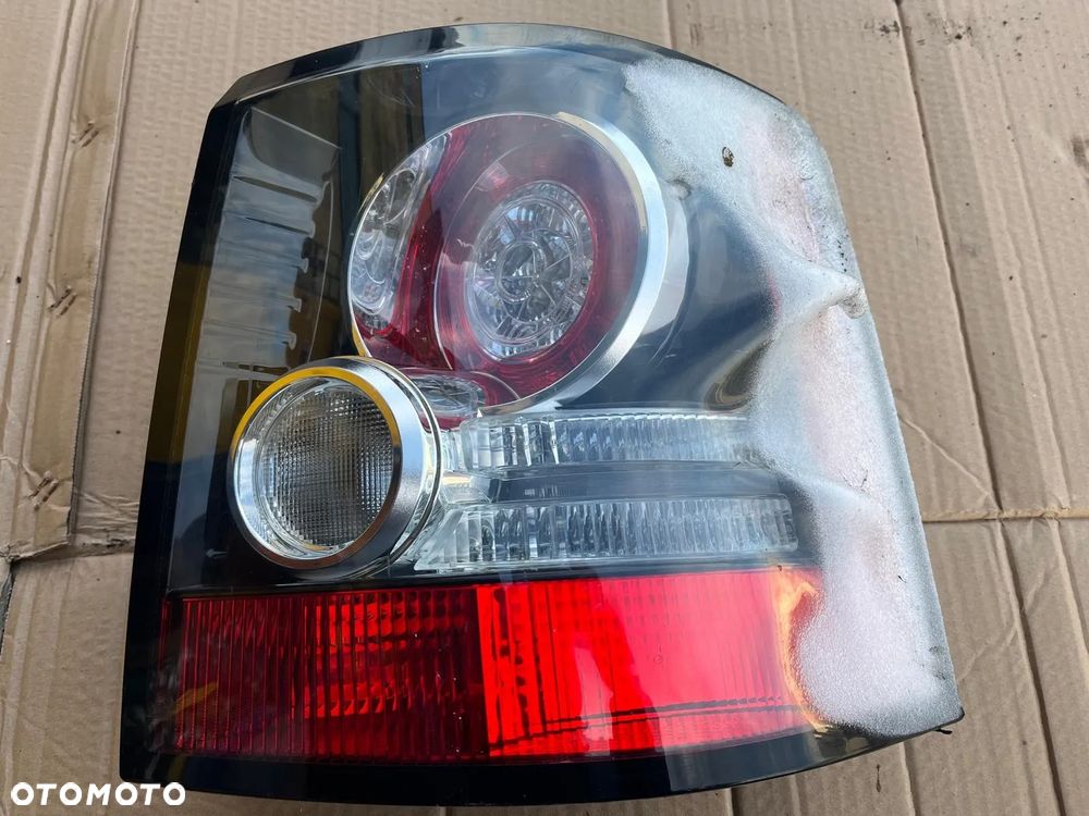 Lampa tylna prawa na części RANGE ROVER SPORT L320 2005-09 - 1