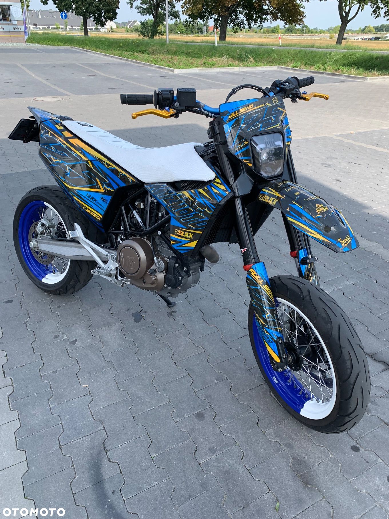 Husqvarna 701 - 1