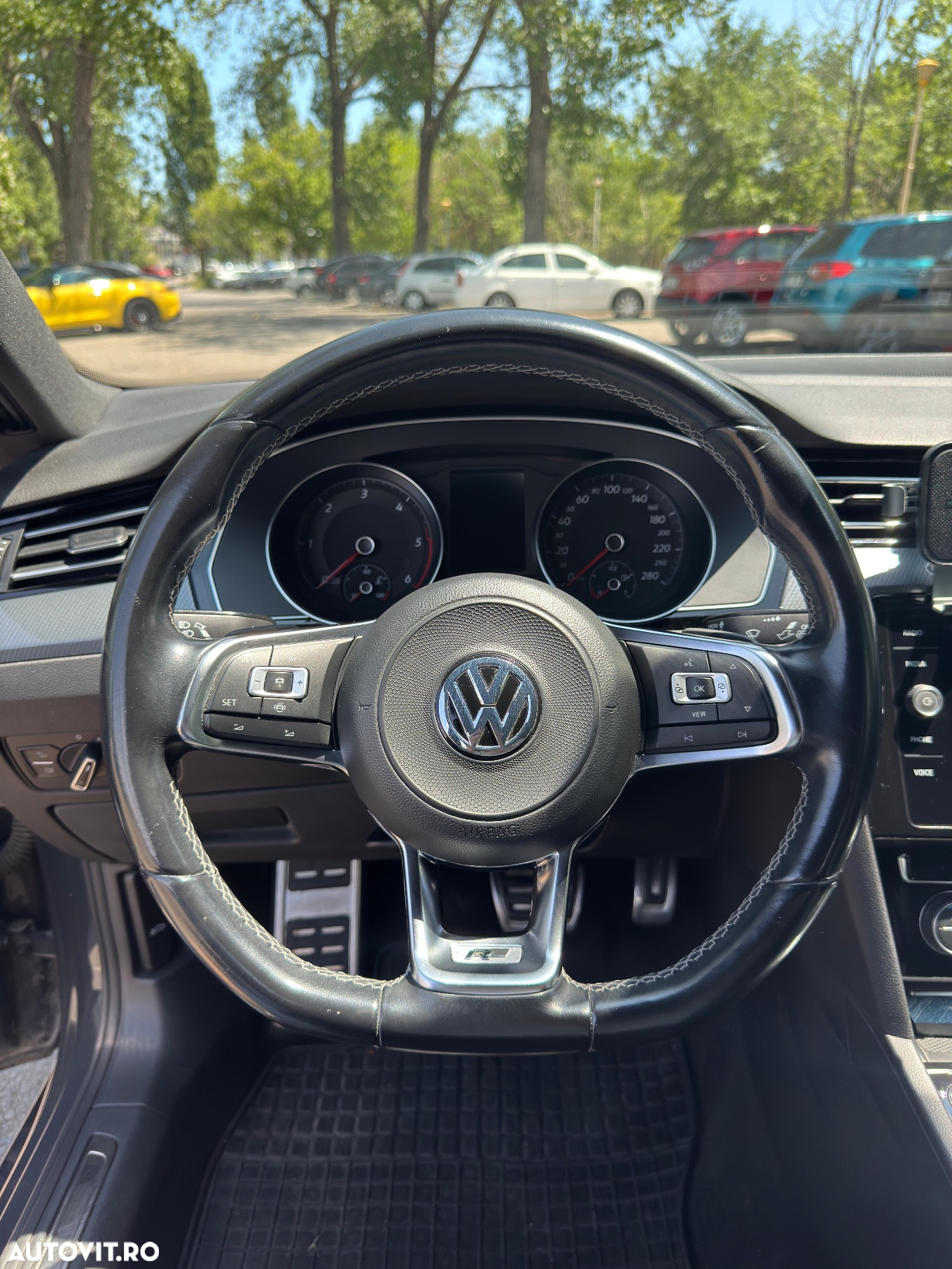 Volkswagen ARTEON 2.0 TDI DSG 4Motion R-Line - 16