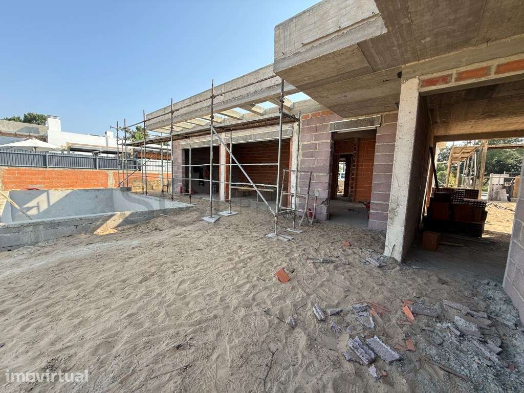 Moradia T3 Térrea Azeitão Lote de 380 m2 Piscina e Garagem - Grande imagem: 4/14