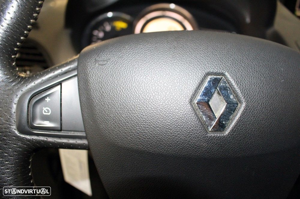 Renault Mégane 1.5 Blue dCi Bose Edition EDC - 27