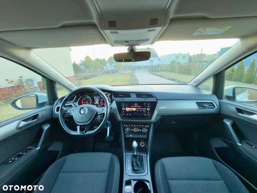 Volkswagen Touran 2.0 TDI SCR DSG Comfortline - 26