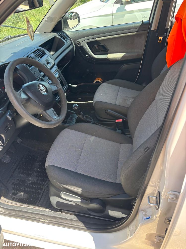 Skoda Fabia 1.2 HTP Ambition - 5