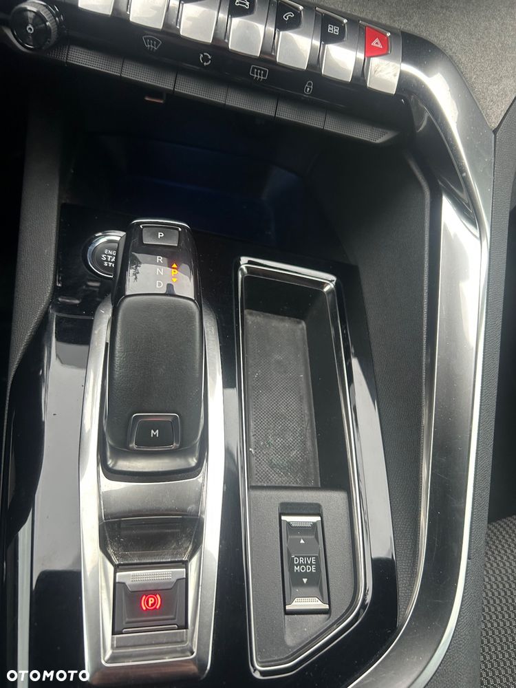 Peugeot 5008 2.0 BlueHDi GT S&S EAT8 - 17