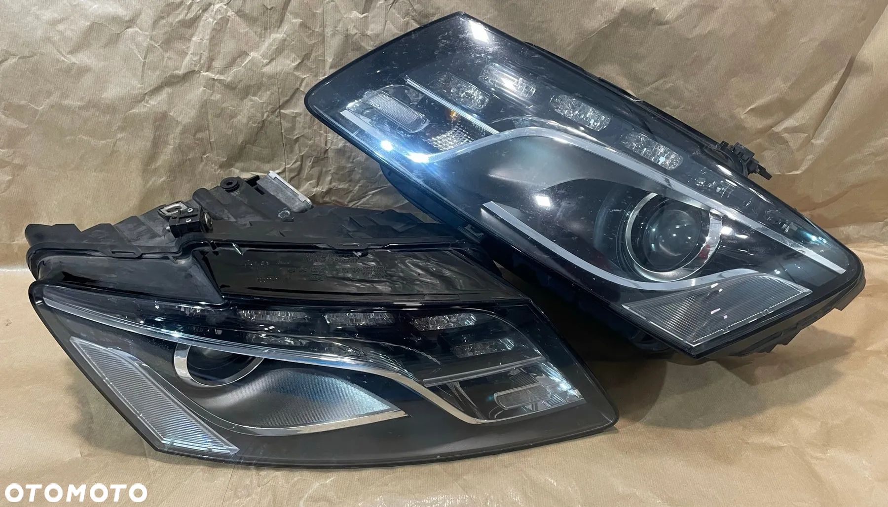 Audi Q5 8R reflektor lampy bi xenon nieskrętne lewy prawy kompletne - 1