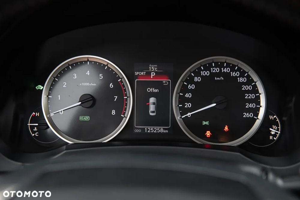 Lexus IS 300h Executive Line - 19