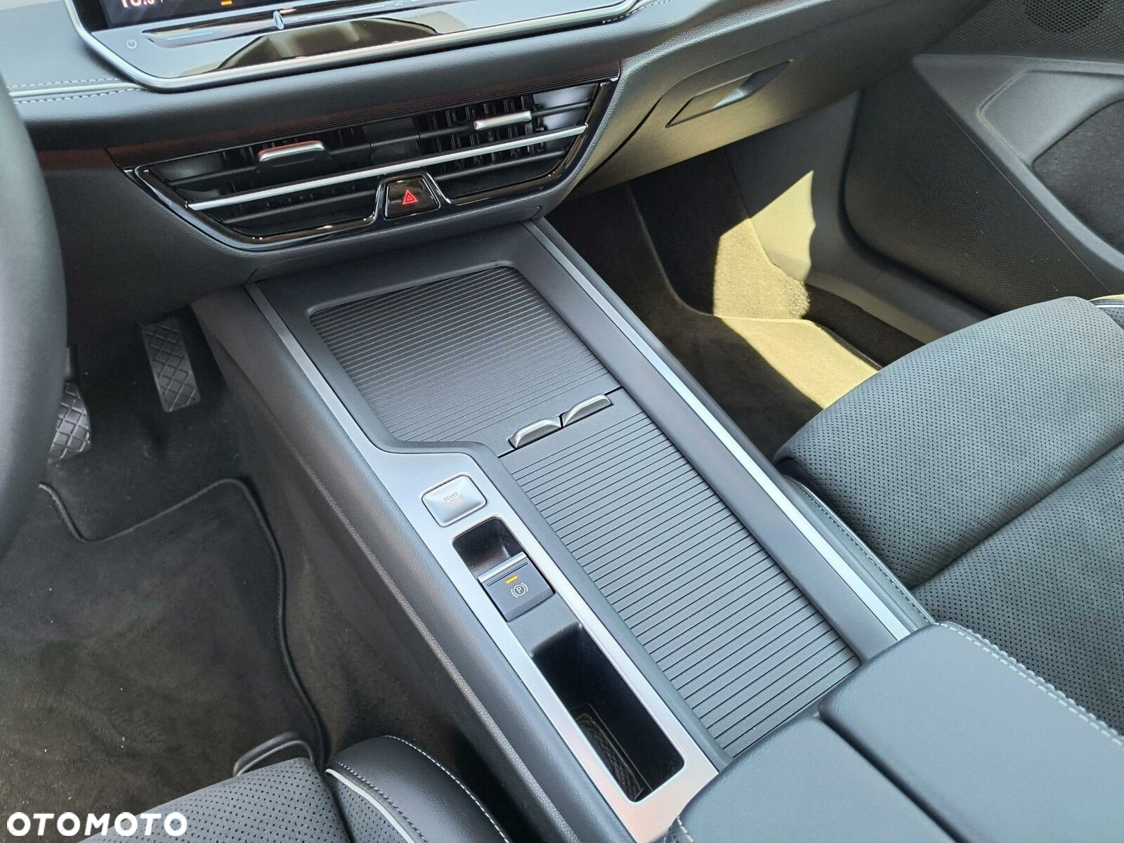 Volkswagen Passat - 15