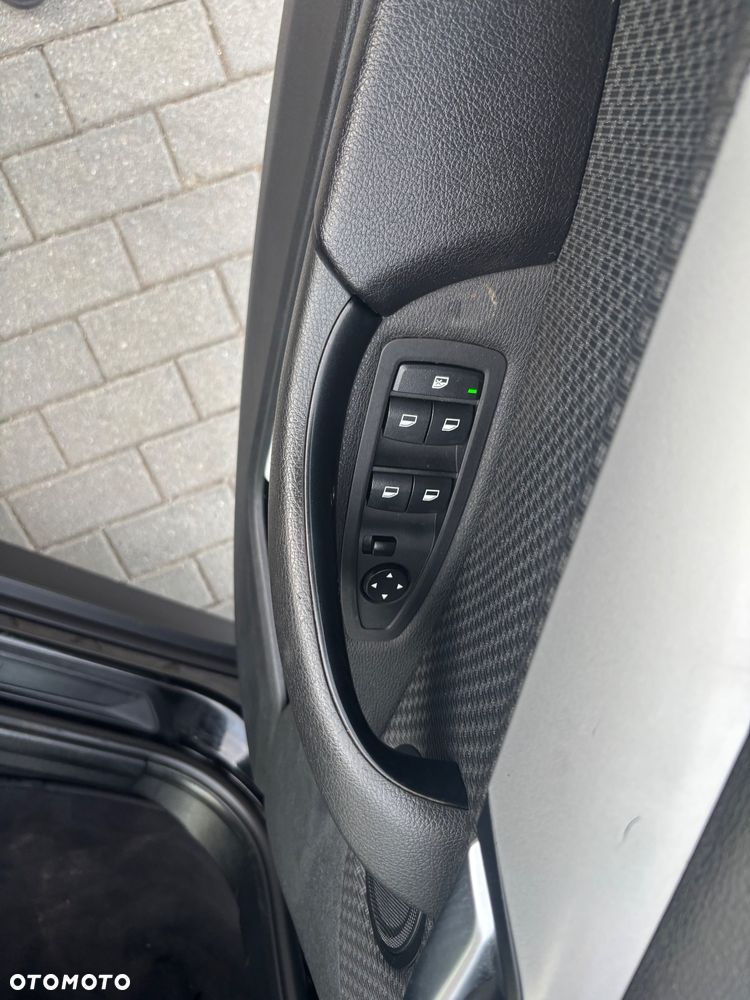 BMW X1 sDrive18i GPF Sport Line - 11