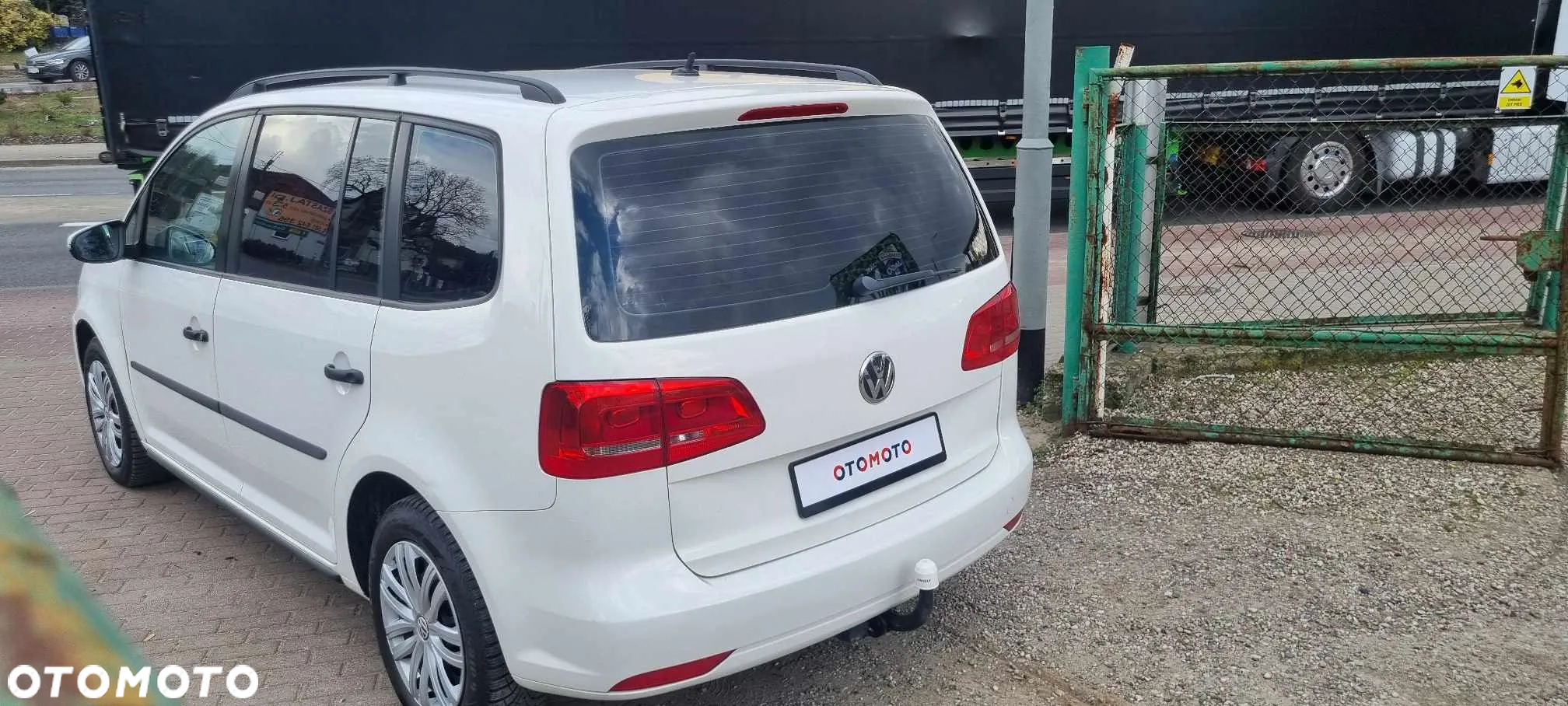 Volkswagen Touran 1.6 TDI DPF BlueMot Trendline - 8