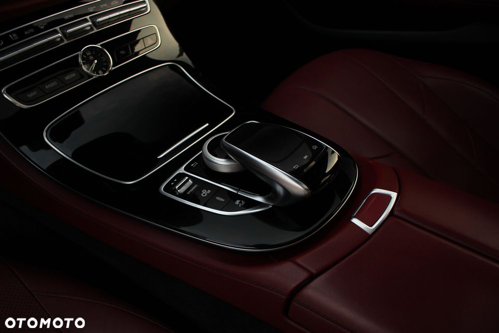 Mercedes-Benz CLS - 18