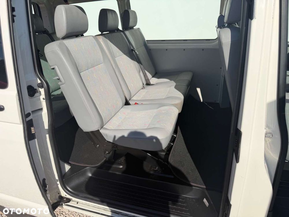Volkswagen Transporter - 6