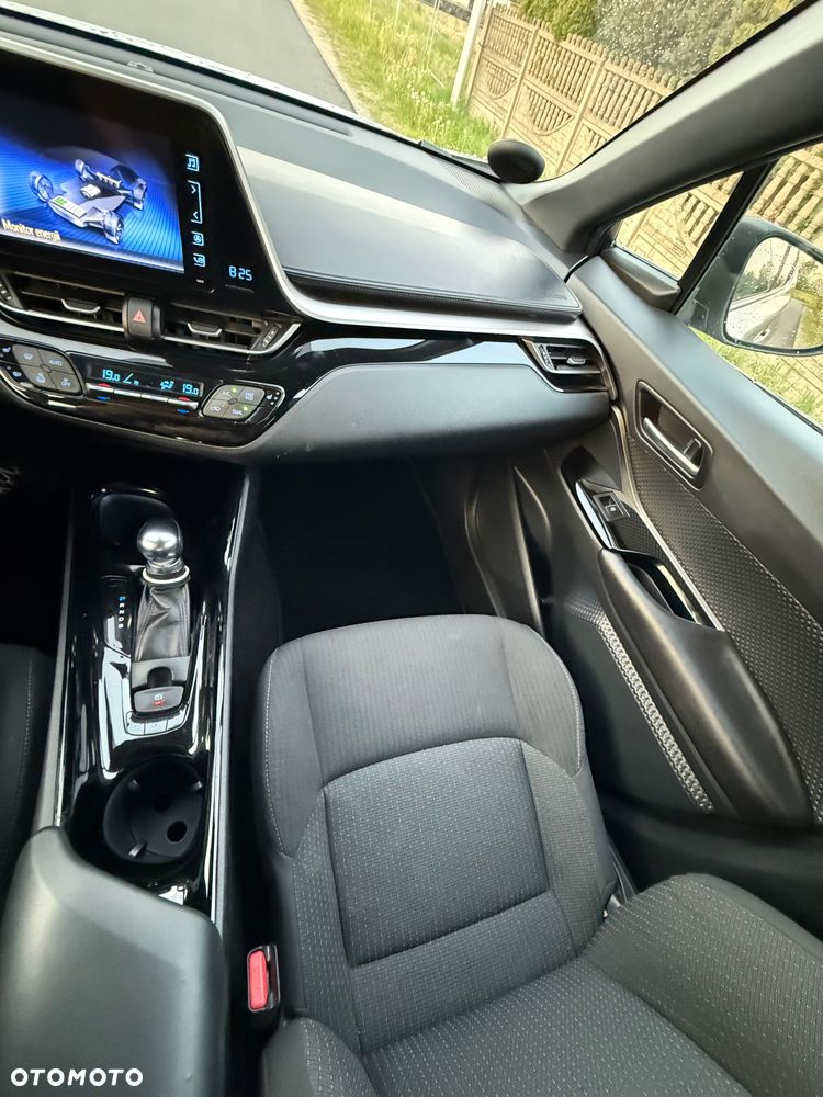 Toyota C-HR - 3