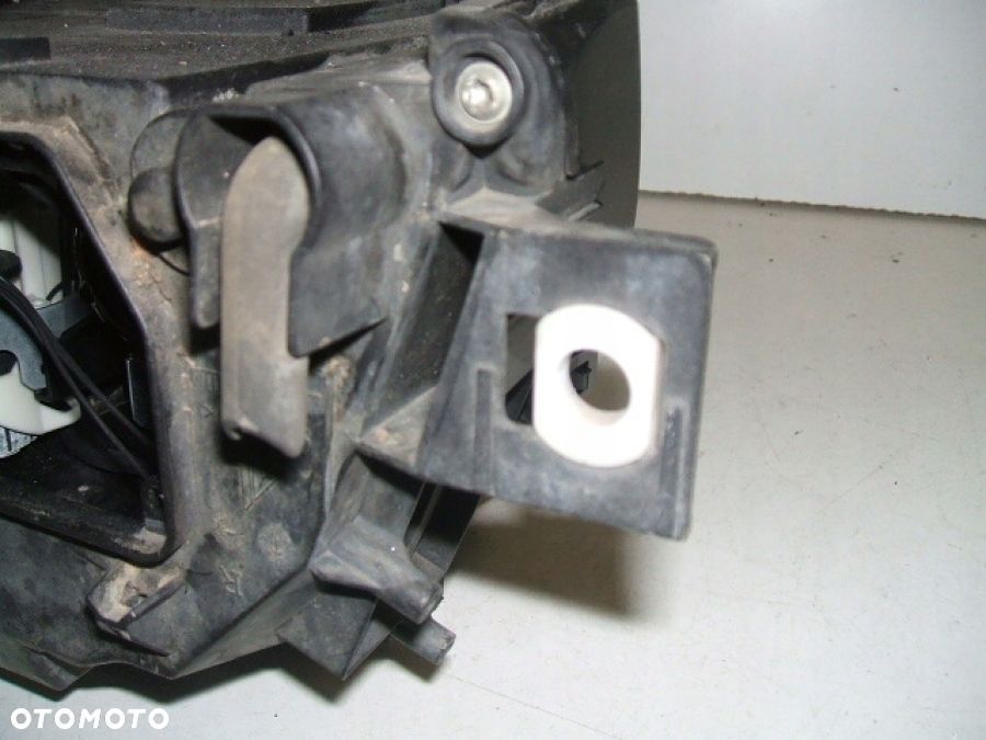 BMW 6 E63 E64 LAMPA PRAWA XENON BIXENON - 3