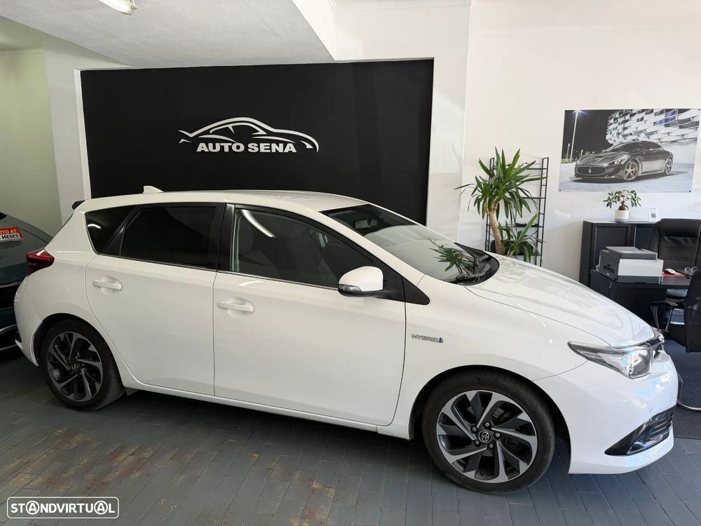Toyota Auris 1.8 HSD Comfort +P.Sport+Navi - 18