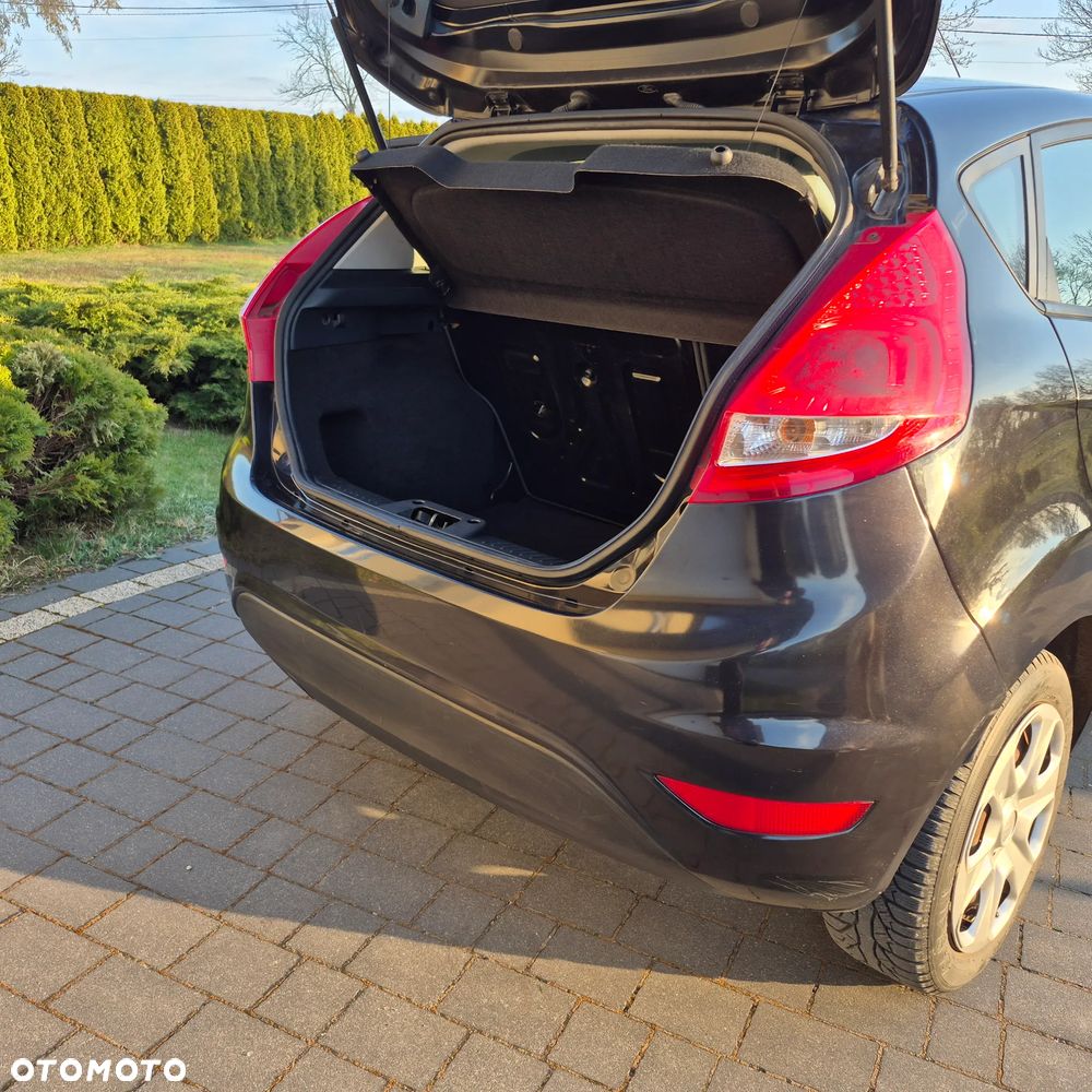 Ford Fiesta 1.25 Ambiente - 10