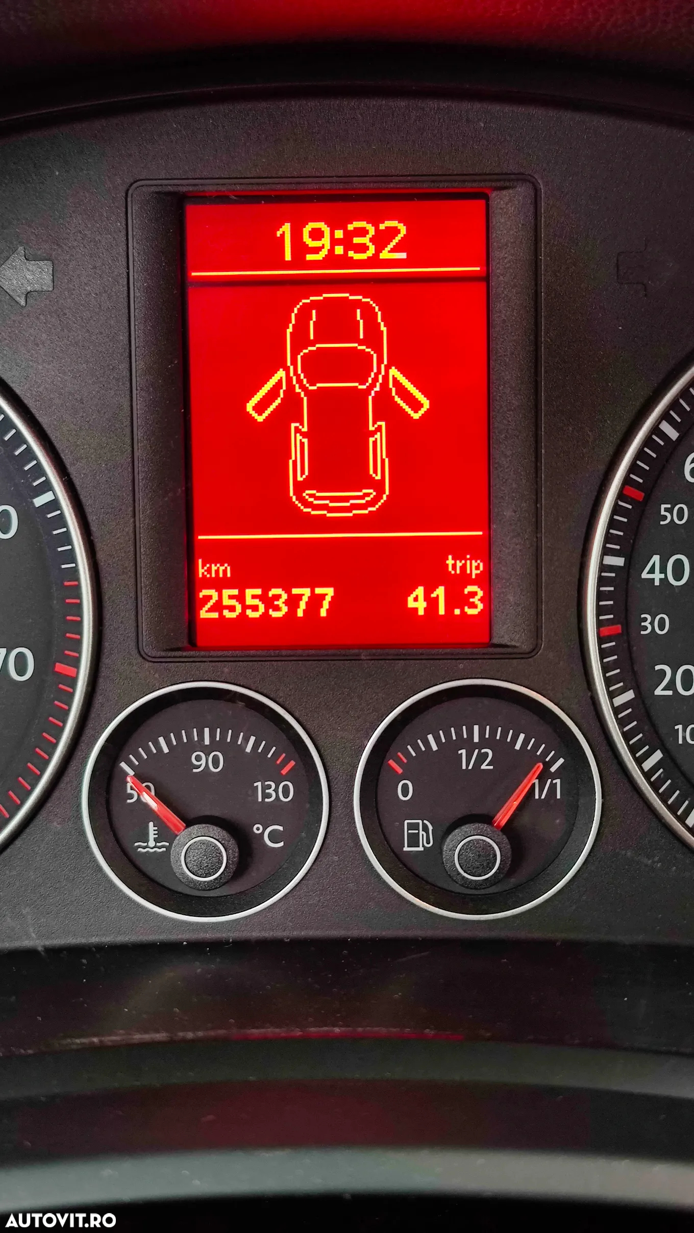 Volkswagen Golf - 6