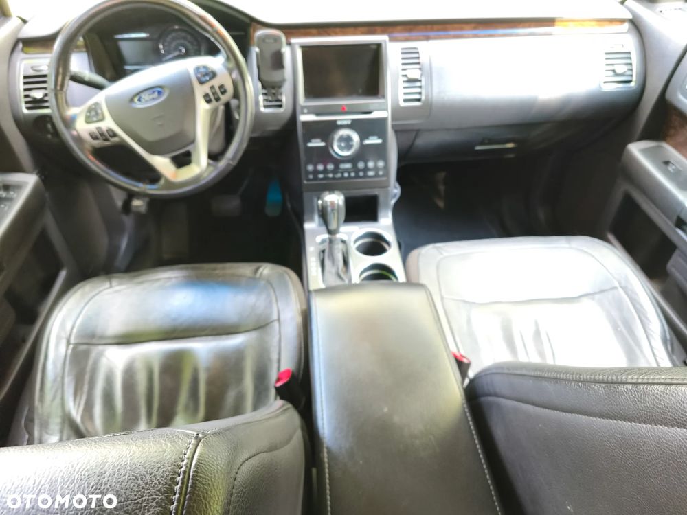 Ford Flex - 11
