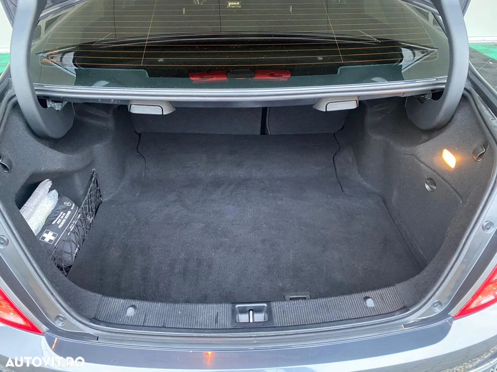 Mercedes-Benz C - 13