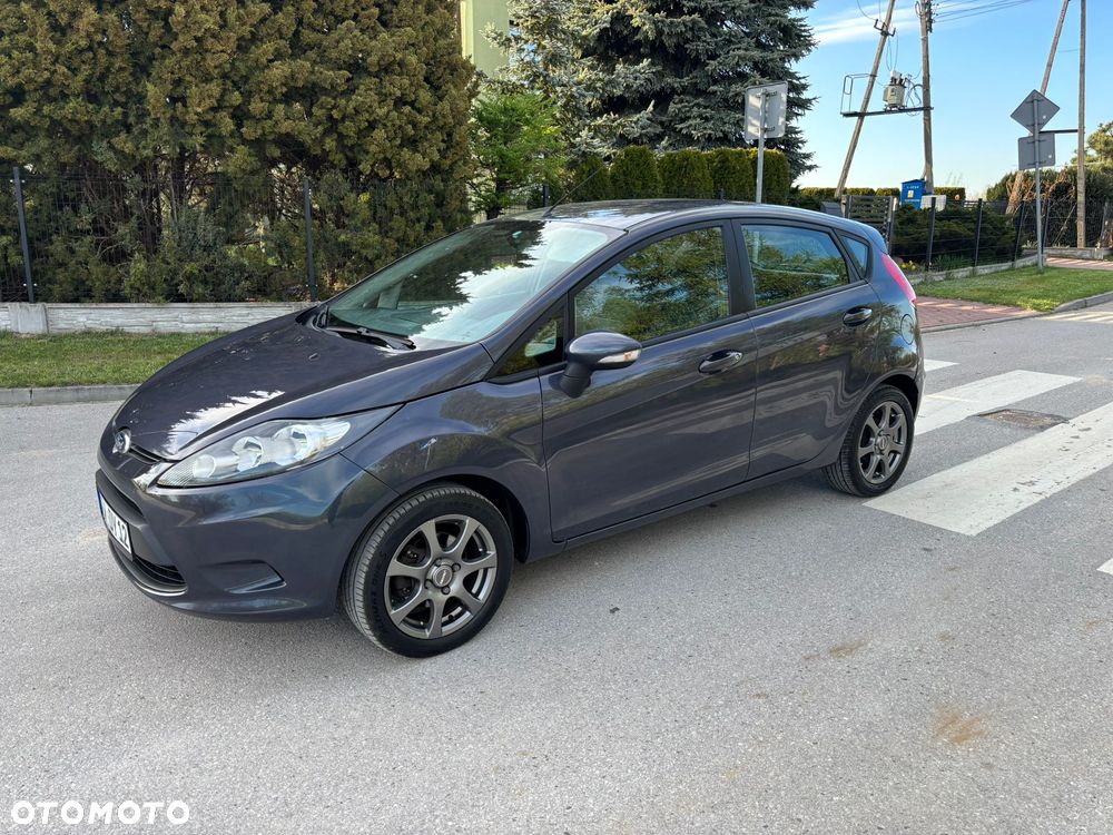 Ford Fiesta 1.25 Champions Edition - 4