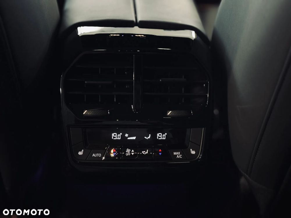 BMW iX M60 111.5kWh - 23