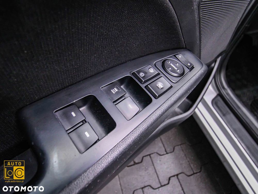 Hyundai Elantra 1.6 Comfort - 23