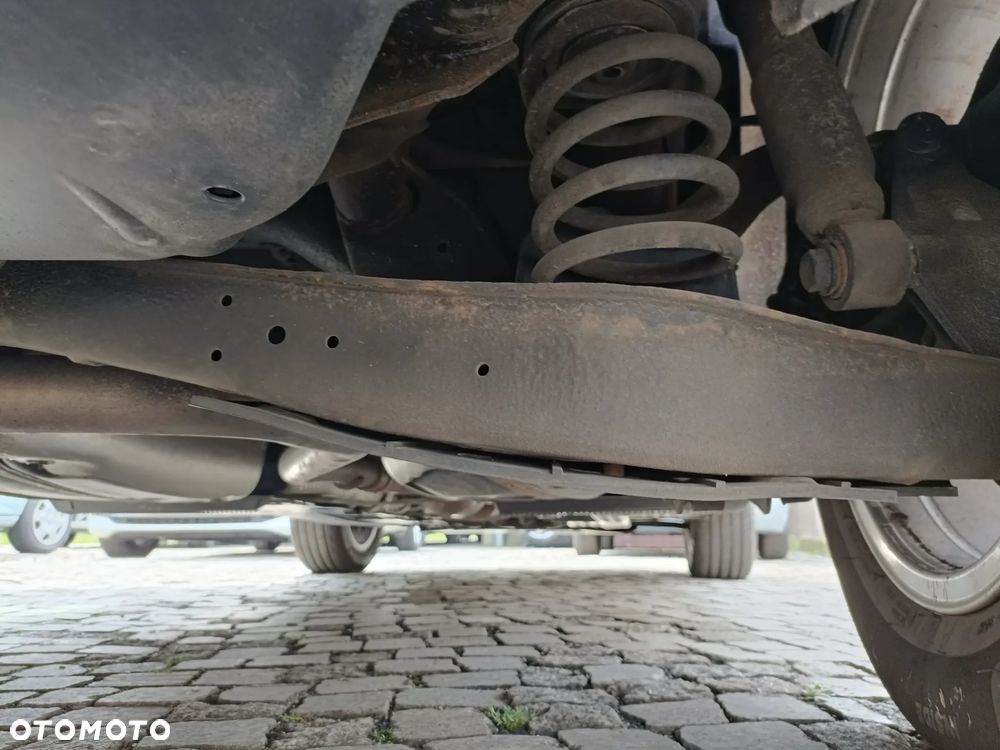 Skoda Yeti 2.0 TDI SCR 4x2 Active - 17