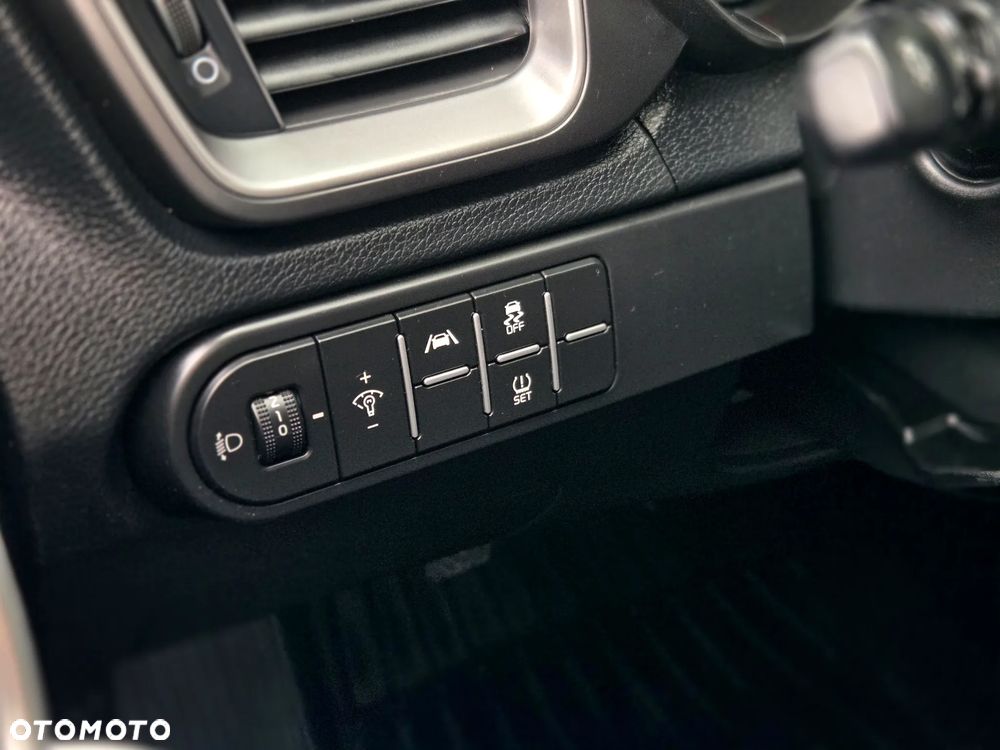 Kia Ceed 1.5 T-GDI L - 31