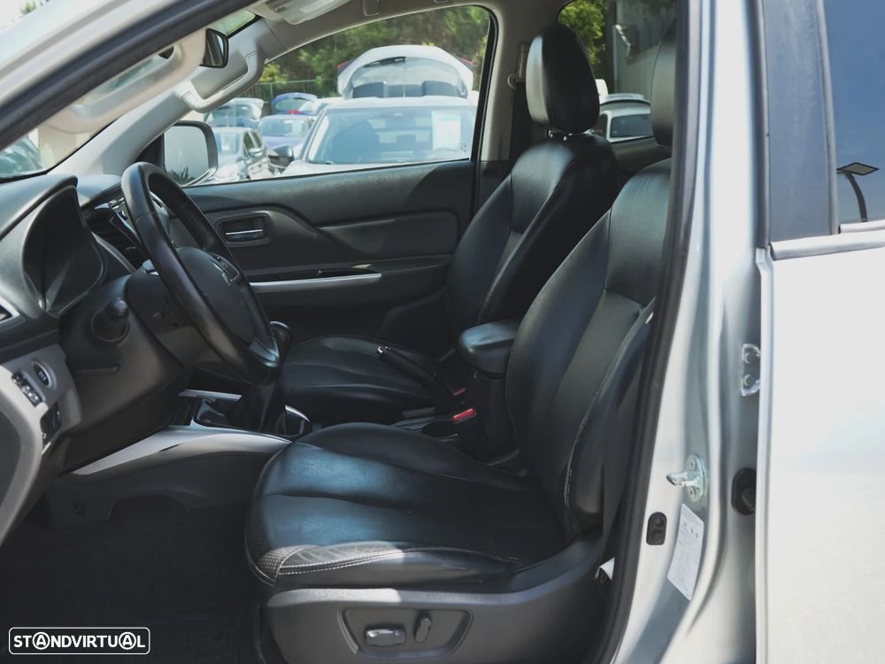 Mitsubishi L200 Pick Up 4x4 S&S Cabine Dupla Diamant Edition - 25