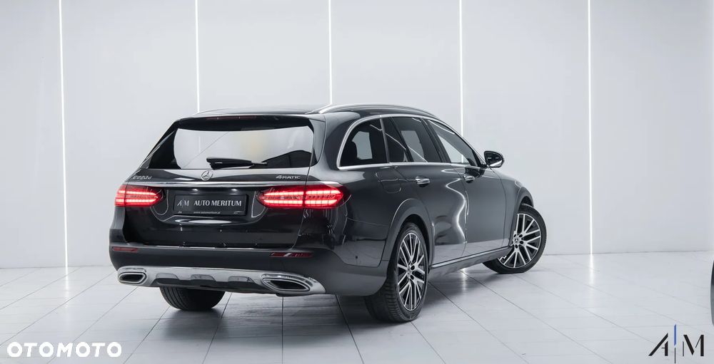 Mercedes-Benz Klasa E 220 d 4-Matic All-Terrain Avantgarde - 4