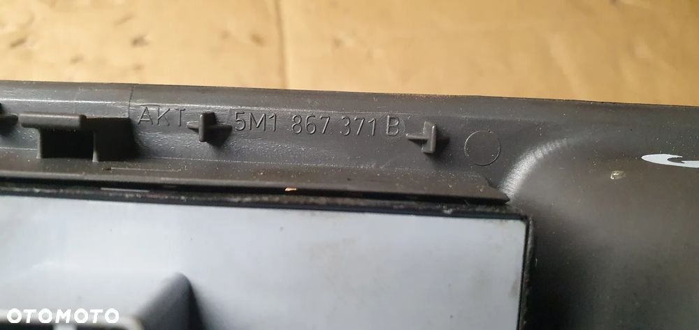 Przełącznik panel szyb lewy przód VW Golf V Plus 5M1867371B - 8
