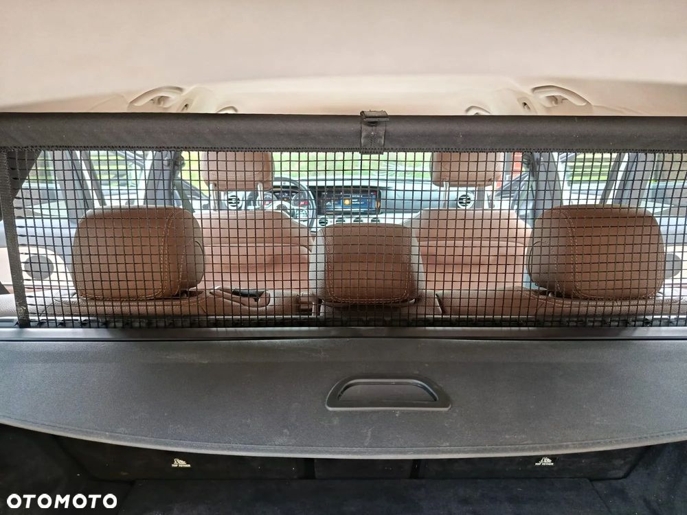 Mercedes-Benz Klasa E 220 d 9G-TRONIC - 30