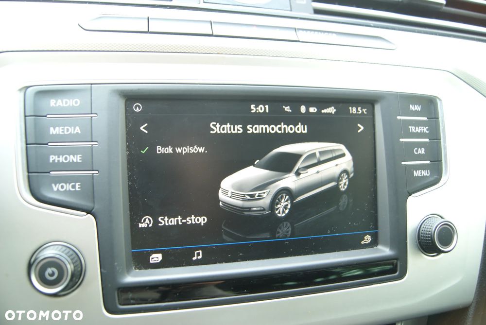 Volkswagen Passat 2.0 TDI SCR DSG Highline - 35
