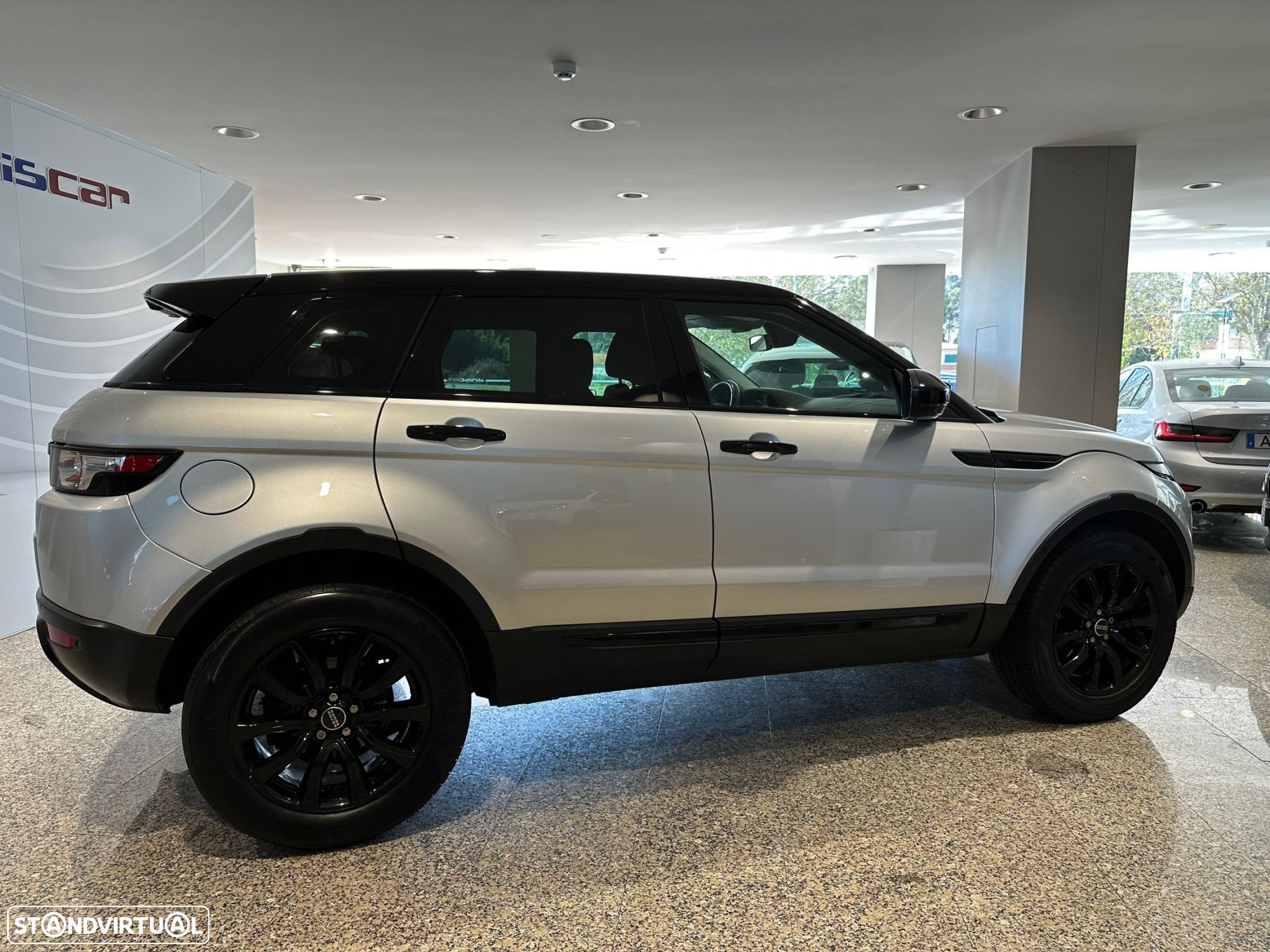 Land Rover Range Rover Evoque 2.2 eD4 Dynamic - 30