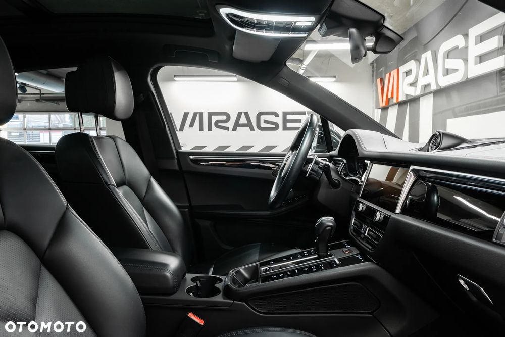 Porsche Macan S - 32